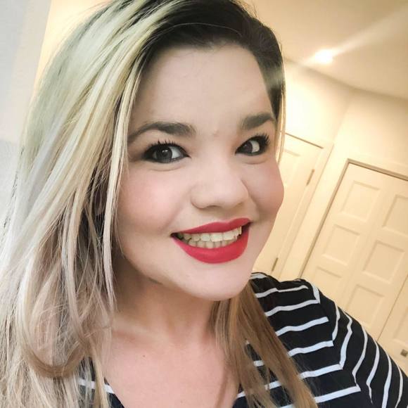 Meet your Posher, Vanessa - Picture 1 of 1